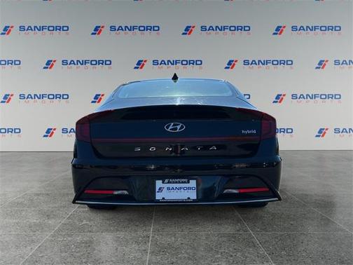 2023 Hyundai SONATA Hybrid SE