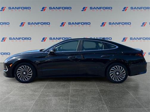 2023 Hyundai SONATA Hybrid SE