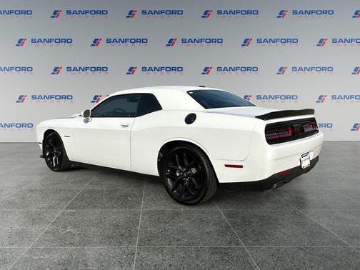 White Knuckle Clearcoat 2022 Dodge Challenger R/T