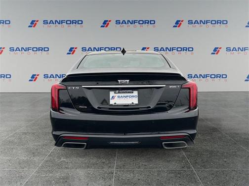 2022 Cadillac CT5 Luxury