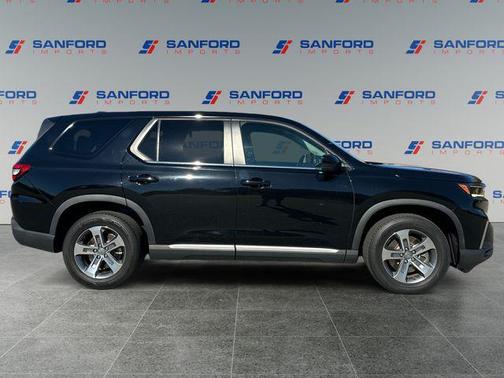 2023 Honda Pilot 2WD EX-L 8 Passenger