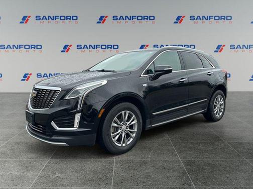 Stellar Black Metallic 2020 Cadillac XT5 Premium Luxury