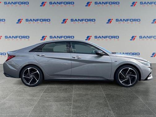 Fluid Metal 2023 Hyundai ELANTRA N Line