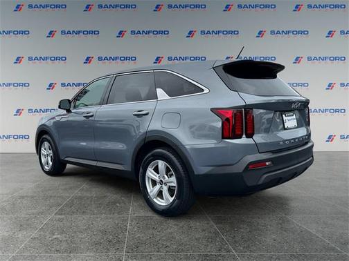 2022 Kia Sorento LX