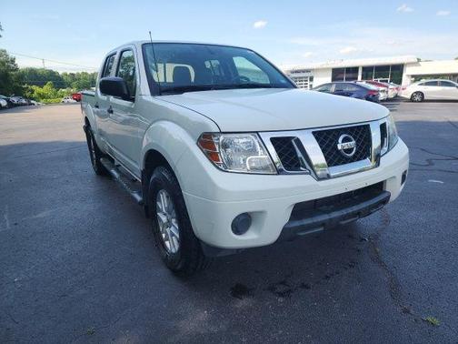 Glacier White 2019 Nissan Frontier SV