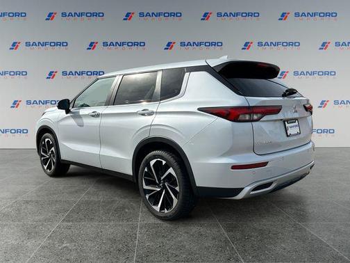 2023 Mitsubishi Outlander SE 2.5 2WD