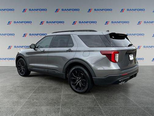 Carbonized Gray Metallic 2021 Ford Explorer ST