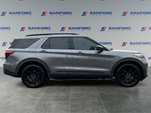 Carbonized Gray Metallic 2021 Ford Explorer ST