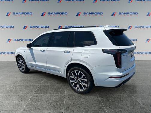 Crystal White Tricoat 2021 Cadillac XT6 Sport AWD