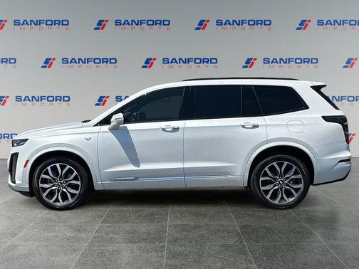 Crystal White Tricoat 2021 Cadillac XT6 Sport AWD