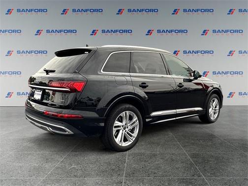 2024 Audi Q7 55 Premium Plus