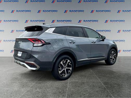Everlasting Silver 2023 Kia Sportage EX