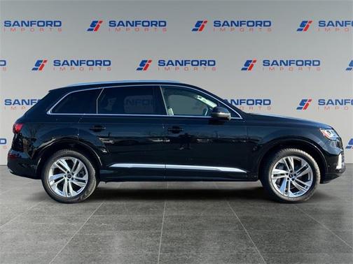 2023 Audi Q7 55 Premium Plus