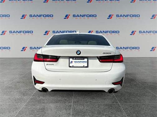 2021 BMW 330 i
