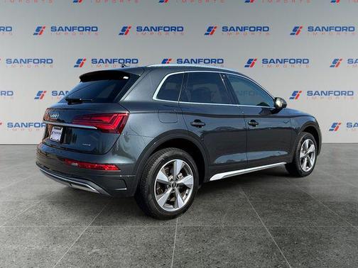2023 Audi Q5 40 Premium Plus