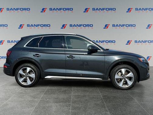 2023 Audi Q5 40 Premium Plus