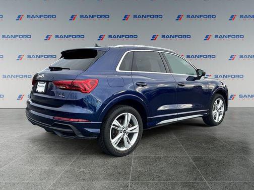 2024 Audi Q3 45 S line Premium Plus
