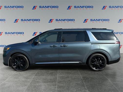 2022 Kia Carnival SX