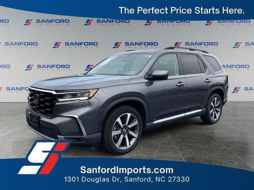 Gray 2023 Honda Pilot AWD Elite