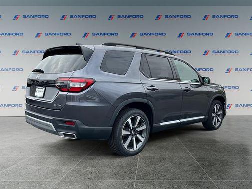 2023 Honda Pilot AWD Elite