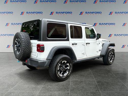 Bright White Clearcoat 2024 Jeep Wrangler 4xe Rubicon