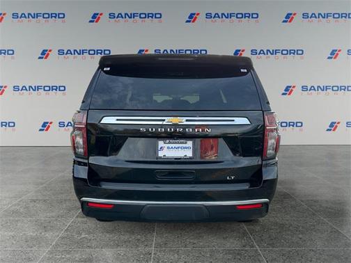 2023 Chevrolet Suburban LT