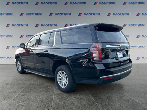 2023 Chevrolet Suburban LT