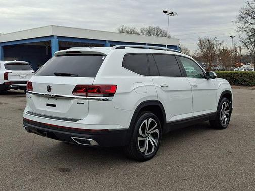 Pure White 2022 Volkswagen Atlas 3.6L SEL