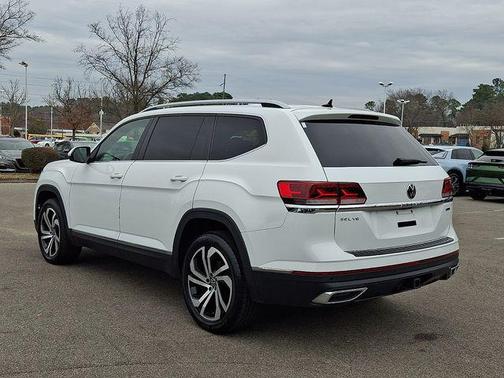 Pure White 2022 Volkswagen Atlas 3.6L SEL