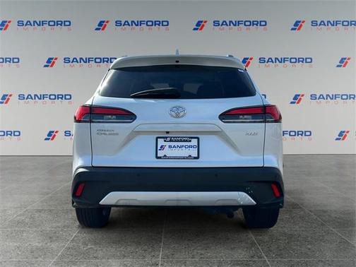 2023 Toyota Corolla Cross XLE