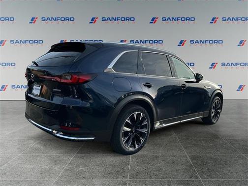 2024 Mazda CX-90 PHEV Premium Plus