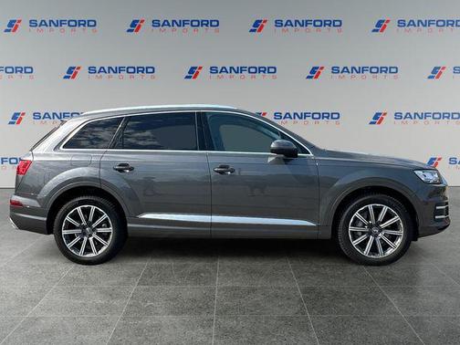 2019 Audi Q7 45 Premium Plus