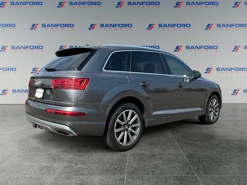 2019 Audi Q7 45 Premium Plus