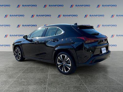 2023 Lexus UX 250h Base