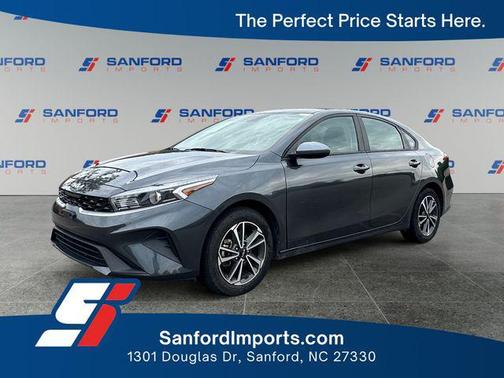 Gravity Gray 2023 Kia Forte LXS