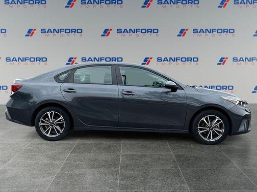 Gravity Gray 2023 Kia Forte LXS