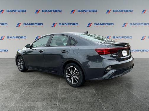 Gravity Gray 2023 Kia Forte LXS