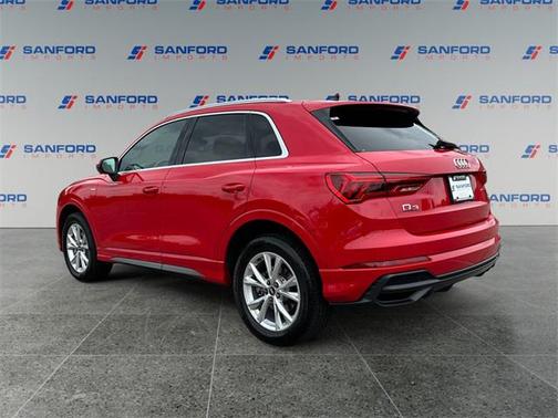 2022 Audi Q3 45 S line Premium Plus