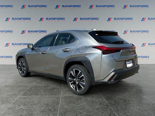 Cloudburst Gray 2022 Lexus UX 200 Base