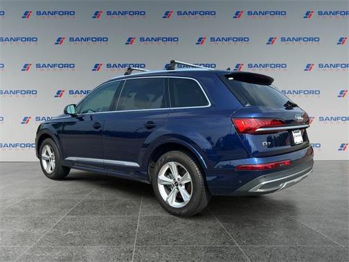 2023 Audi Q7 45 Premium Plus