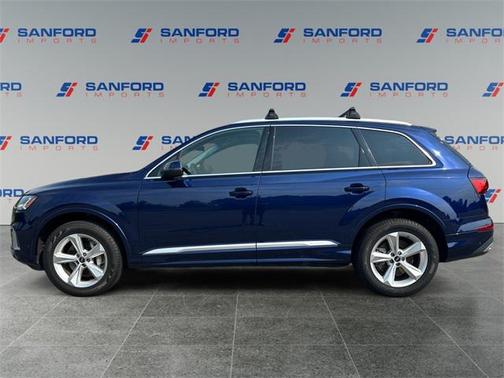 2023 Audi Q7 45 Premium Plus