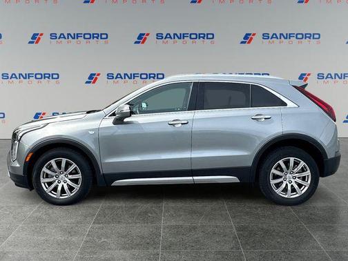 Argent Silver Metallic 2023 Cadillac XT4 Premium Luxury