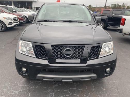 Magnetic Black Pearl 2019 Nissan Frontier SV
