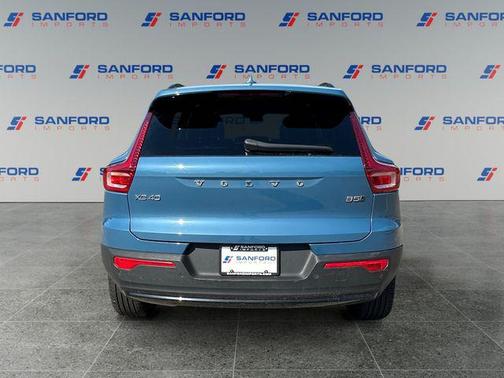 Fjord Blue Metallic 2023 Volvo XC40 B5 Ultimate Dark Theme