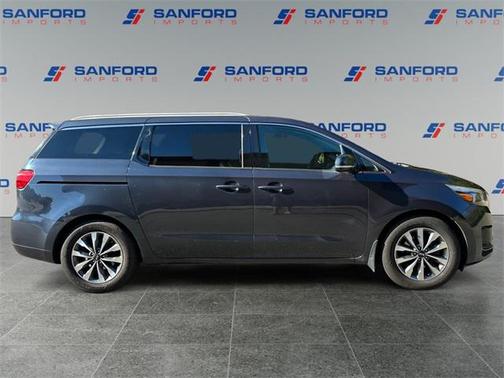 2015 Kia Sedona SX