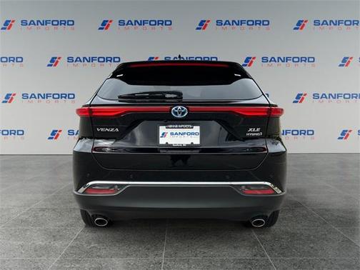 2022 Toyota Venza XLE