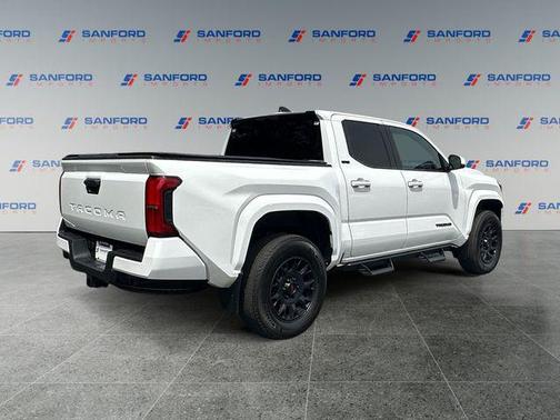 Ice Cap 2024 Toyota Tacoma SR5