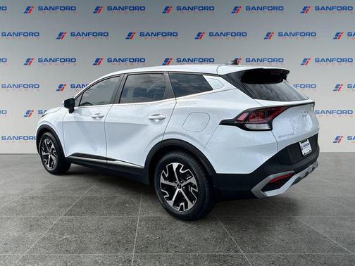 Glacial White Pearl 2023 Kia Sportage EX