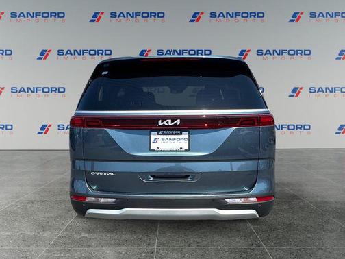 Astra Blue 2024 Kia Carnival EX