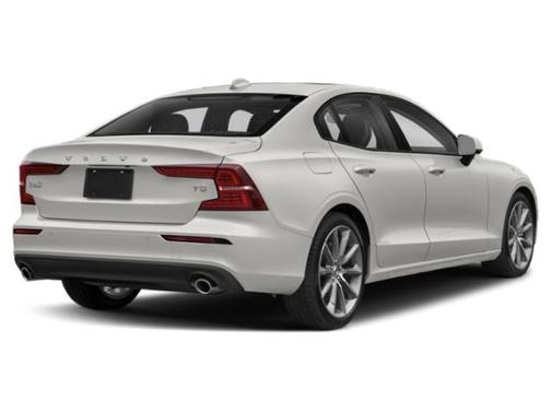 Crystal White Metallic 2022 Volvo S60 T5